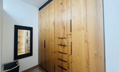 CASA EN RENTA EN LOMAS DEL CAMPANARIO IV (CON RECÁMARA EN PB)