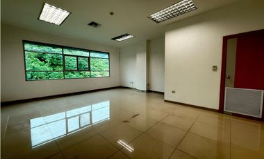 Los Ceibos, Oficina en Renta,  38.69m2, 1 Ambiente
