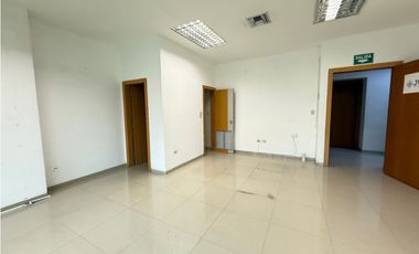 Los Ceibos, Oficina en Renta,  38.69m2, 1 Ambiente