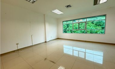 Los Ceibos, Oficina en Renta,  38.69m2, 1 Ambiente