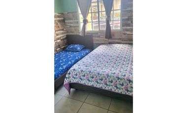 VENDO.CASA.DE SEGUNDA EN.ALTO.BOQUETE