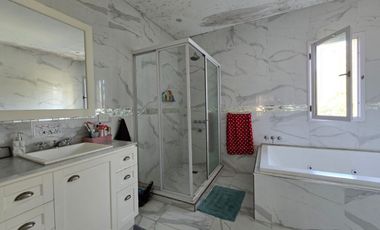 VENTA DE QUINTA EN Malvinas Argentinas