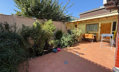 Casa en venta en LA REINA