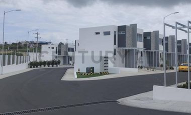 VENTA DE VIVIENDA EN URBANIZACION PRIVADA