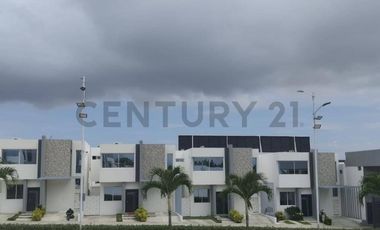 VENTA DE VIVIENDA EN URBANIZACION PRIVADA