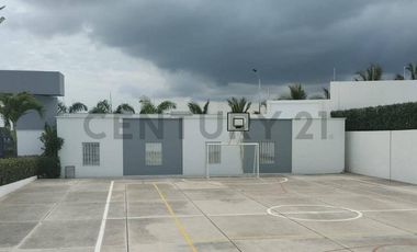 VENTA DE VIVIENDA EN URBANIZACION PRIVADA