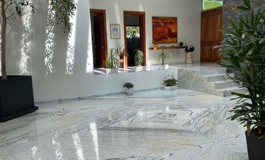Hermosa Casa Recien remodelada