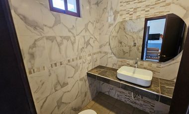 Hermosa casa en venta en zona céntrica de mazamitla