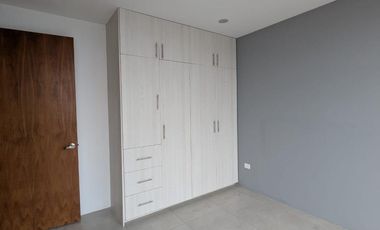Casa en Venta Y Renta Zibata, Recámara P/B, Roof Garden, Cuarto de Servicio