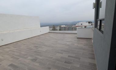 Casa en Venta Y Renta Zibata, Recámara P/B, Roof Garden, Cuarto de Servicio