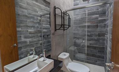 Casa en Venta Y Renta Zibata, Recámara P/B, Roof Garden, Cuarto de Servicio