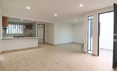 CASA EN VENTA EN MORELIA, COL. JARDÍN MORELIA