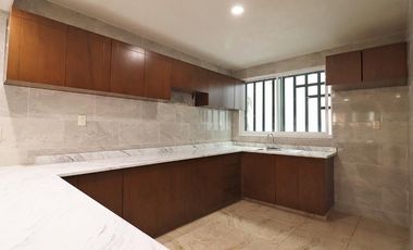 CASA EN VENTA EN MORELIA, COL. JARDÍN MORELIA