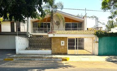 Casa en venta Calle Quetzalcoatl, Ciudad del Sol, Zapopan
