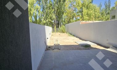 Venta Dúplex 2 dormi - Rincón del Valle - Centenario