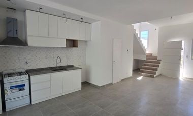 Venta Dúplex 2 dormi - Rincón del Valle - Centenario