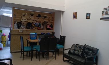 1.	¡Invierta O Viva A Lo Grande En Sibaté! Espaciosa Casa De 2 Niveles + Terraza, A Pasos Del Parque Principal.