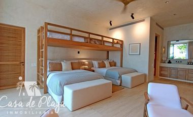 Casa en   venta a pie de playa Acapulco Diamante