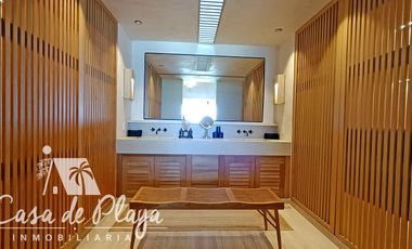 Casa en   venta a pie de playa Acapulco Diamante