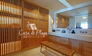 Casa en   venta a pie de playa Acapulco Diamante