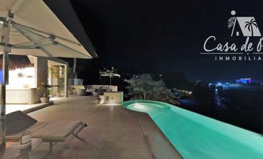 Casa en   venta a pie de playa Acapulco Diamante