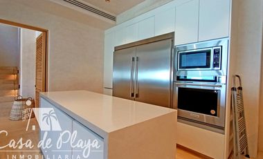 Casa en   venta a pie de playa Acapulco Diamante