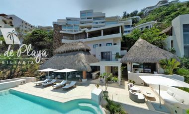Casa en   venta a pie de playa Acapulco Diamante