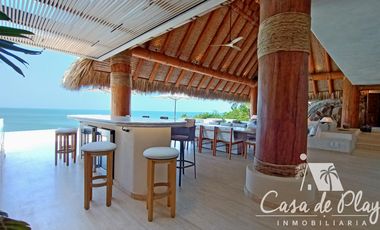Casa en   venta a pie de playa Acapulco Diamante