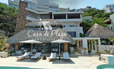 Casa en   venta a pie de playa Acapulco Diamante