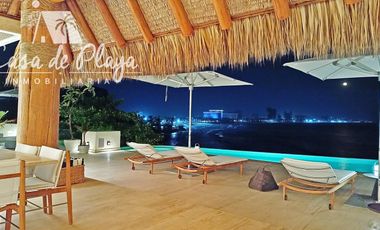 Casa en   venta a pie de playa Acapulco Diamante