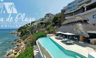 Casa en   venta a pie de playa Acapulco Diamante