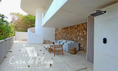 Casa en   venta a pie de playa Acapulco Diamante