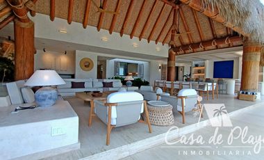 Casa en   venta a pie de playa Acapulco Diamante