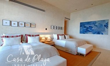 Casa en   venta a pie de playa Acapulco Diamante