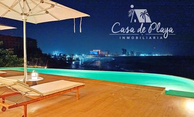 Casa en   venta a pie de playa Acapulco Diamante
