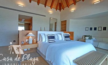 Casa en   venta a pie de playa Acapulco Diamante