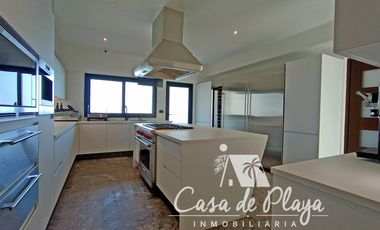 Casa en venta club privado cima real Acapulco