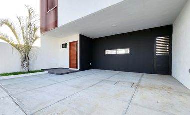 CASA EN VENTA EN FRACC. LOMAS DE LA RIOJA, RIVIERA VERACRUZANA, ALVARADO, VERACRUZ