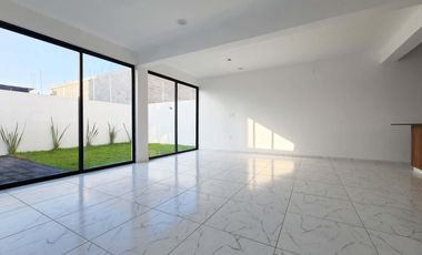 CASA EN VENTA EN FRACC. LOMAS DE LA RIOJA, RIVIERA VERACRUZANA, ALVARADO, VERACRUZ