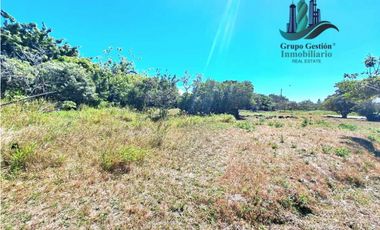 VENDO LOTE DE 600M2 VIA PRINCIPAL ALTO BOQUETE