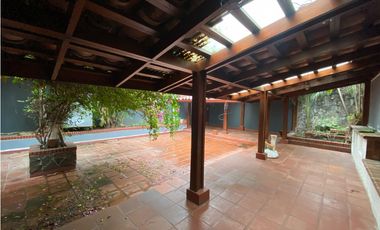OBARRIO / LOCAL CASA COMERCIAL CON JARDIN / 600M2 / VIA PRINCIPAL