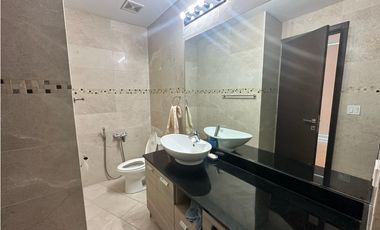 Grand Tower | Apartamento en alquiler con vista al mar