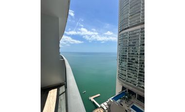 Grand Tower | Apartamento en alquiler con vista al mar