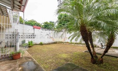 Casa venta con patio en 12 de Octubre Hato Pintado