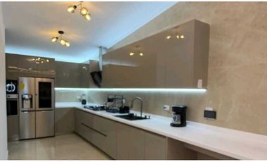 ALQUILER CASA AMPLIA Y MODERNA EN ALTOS DE PANAMA