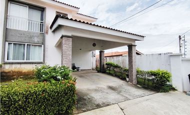 Se Vende o Alquila Casa en Versalles Costa Verde-La Chorrera (DR)