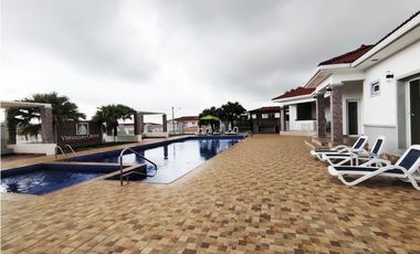 Se Vende o Alquila Casa en Versalles Costa Verde-La Chorrera (DR)