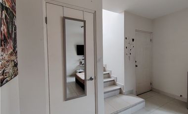 Se Vende o Alquila Casa en Versalles Costa Verde-La Chorrera (DR)