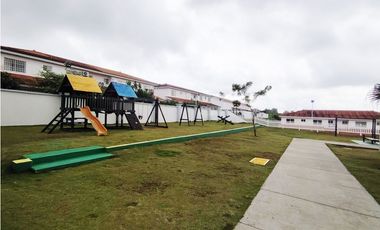 Se Vende o Alquila Casa en Versalles Costa Verde-La Chorrera (DR)