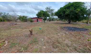 ALQUILA ACOGEDORA CASA  EN AGUAS BLANCAS PENONOMÉ CON OPCIÓN A COMPRA